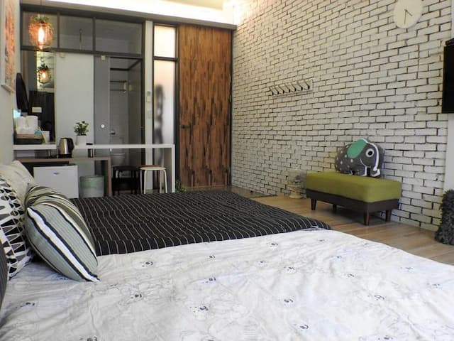 安平房子-陽台四人房-3