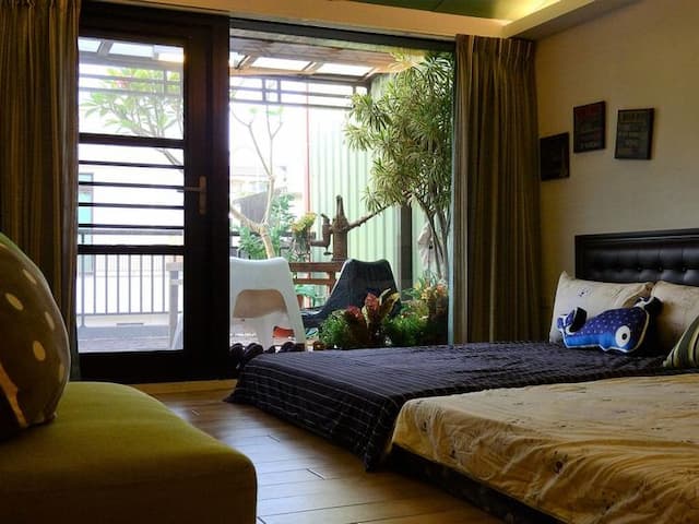 安平房子-陽台四人房-7