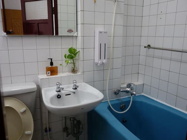 拉瓦.宅  輕旅店-LAWA HOUSE l 近夜市、市區景點步行皆可達-Fine double suite-7