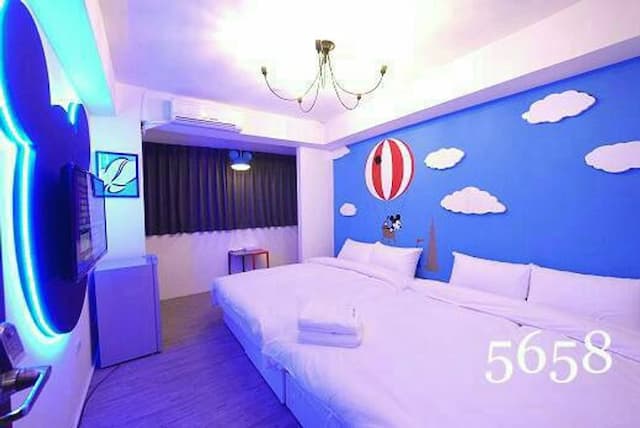 Feng Chia. Music Mu Lè mù-Theme Quadruple Room (Do not pick room)-7