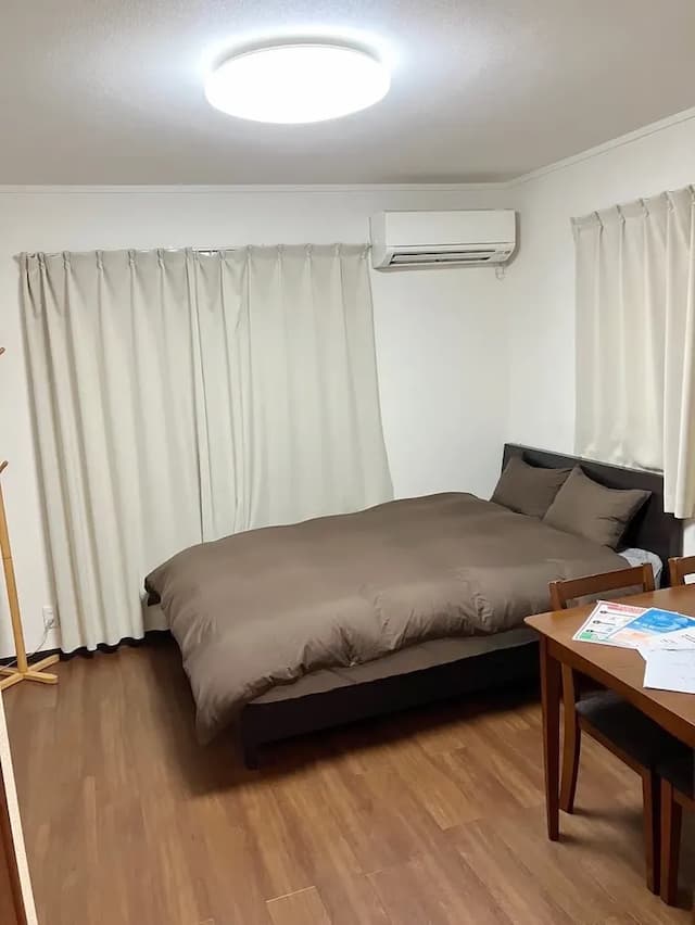 快樂大阪民宿｜地鐵站步行3分/直達車心齋橋難波9分鐘-Deluxe five guest rooms. Namba ★supermarket★WiFi、Bike-3