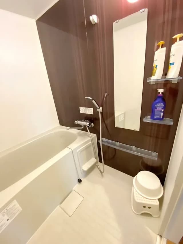 快樂大阪民宿｜地鐵站步行3分/直達車心齋橋難波9分鐘-Deluxe five guest rooms. Namba ★supermarket★WiFi、Bike-8