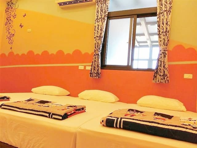 Yum Bed and Breakfast-Female Dormitory (雅房)-5