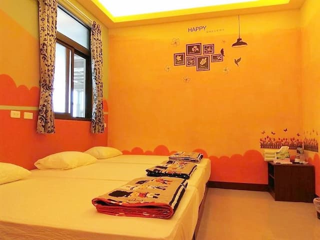 Yum Bed and Breakfast-Female Dormitory (雅房)-1