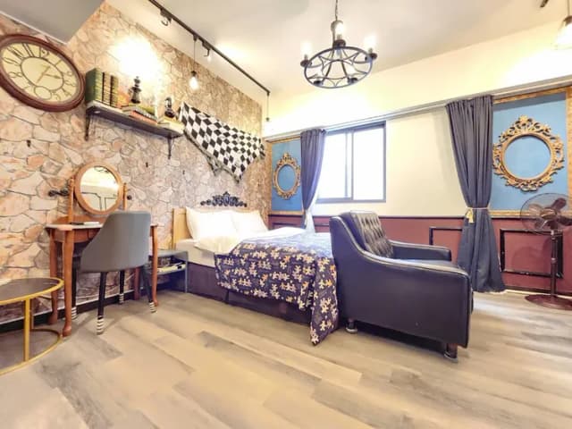 ❤一中安心租屋社❤有統編收據-大間4A雙人房【需走1層樓梯】●窗戶面向住宿區露天走廊-2