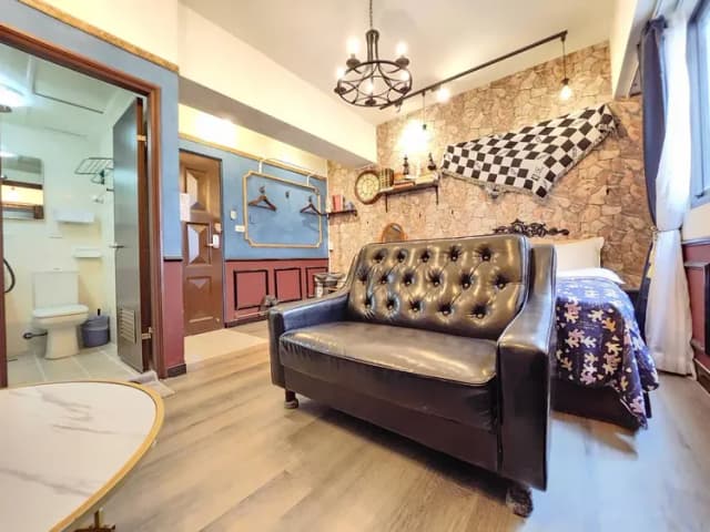 ❤一中安心租屋社❤有統編收據-大間4A雙人房【需走1層樓梯】●窗戶面向住宿區露天走廊-7