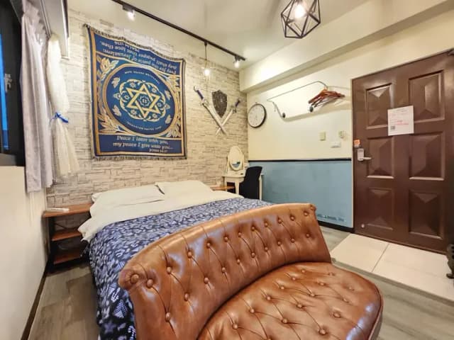 ❤一中安心租屋社❤有統編收據-大間4B雙人房【需走1層樓梯】●窗戶面向住宿區露天走廊-4