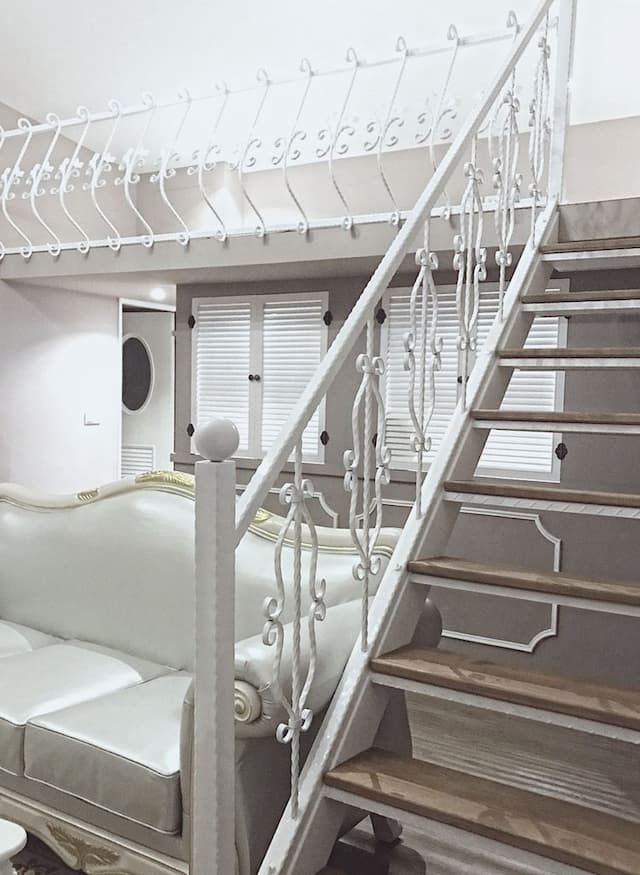 Dutch design space-Neoclassical quadruple room-5