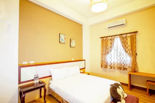 Strawberry Milk Bed and Breakfast-Strawberry doll / strawberry cake 2-room-1