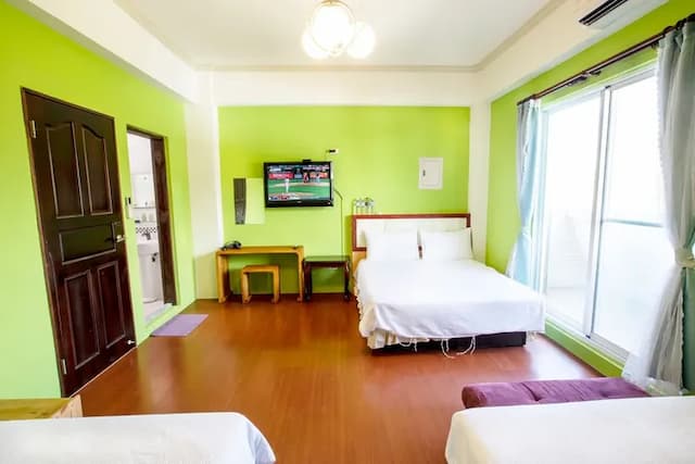 Strawberry Milk Bed and Breakfast-Strawberry a lot of 6 room-3