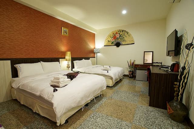 Anqing 67 Bnb-Deluxe quadruple room-8