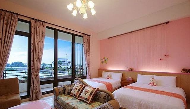 Dragonfly Ya 茿 garden bed and breakfast-Quad Room｜run of house-4