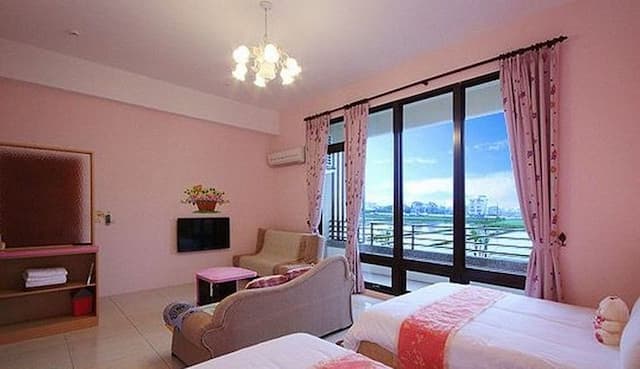 Dragonfly Ya 茿 garden bed and breakfast-Quad Room｜run of house-5