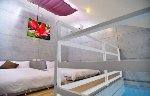Kenting Liang Yan Bed and Breakfast-Ocaen view room l Seaview floor, 4 rooms-1