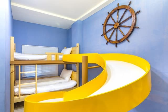 台南良辰暖居｜鄰近神農街、設有溜滑梯房-家庭房-B02-5