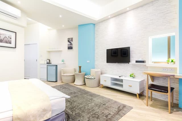 台南良辰暖居｜鄰近神農街、設有溜滑梯房-高級雙人房-C01-1