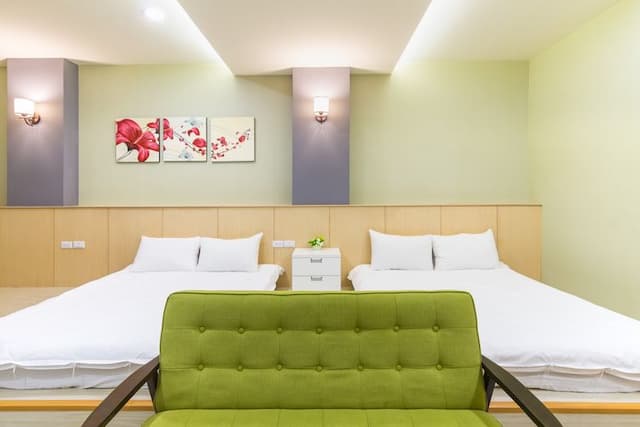 台南良辰暖居｜鄰近神農街、設有溜滑梯房-高級家庭房-C02-4