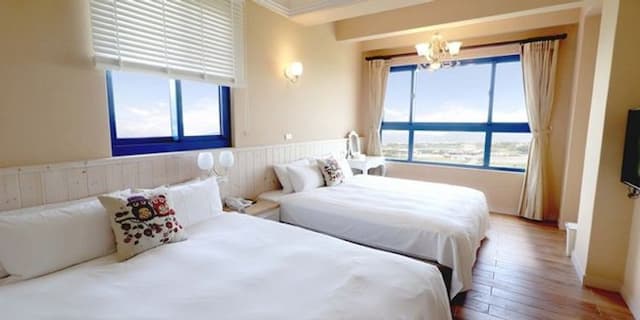 自在海民宿-精緻四人房-2