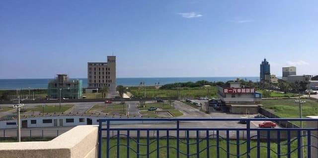 自在海民宿-豪華四人房-5