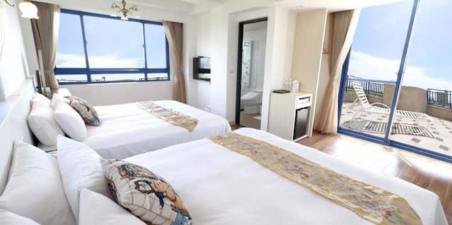 自在海民宿-豪華四人房-1