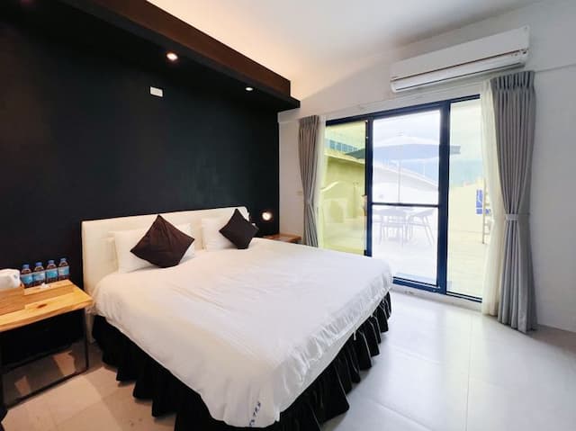 Xinghai Bed and Breakfast-Quadruple suite-5