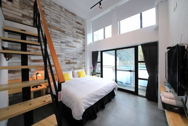 Xinghai Bed and Breakfast-Quadruple suite-1
