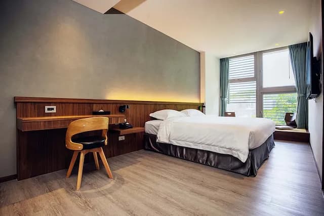 HOTEL BEGINS-倉箱雙人房 - 一大床-2