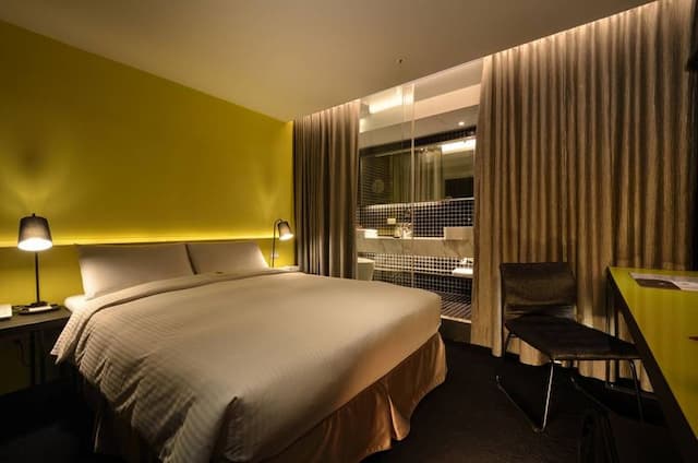 凡登東棧商務旅店-標準雙人客房 (無窗)-3