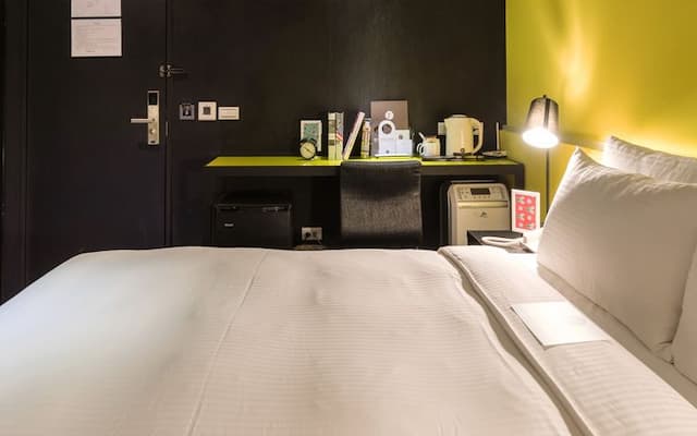 凡登東棧商務旅店-標準雙人客房 (無窗)-8