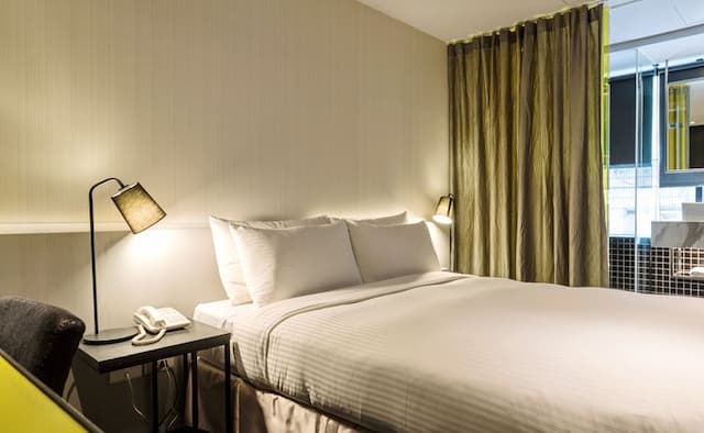 凡登東棧商務旅店-精緻客房-1