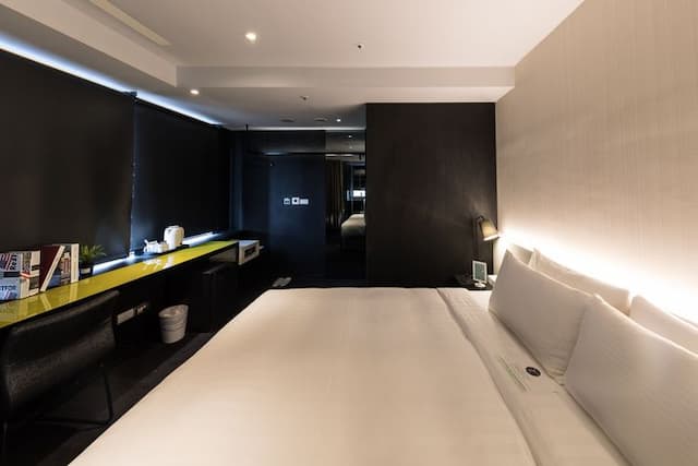 凡登東棧商務旅店-豪華客房-4