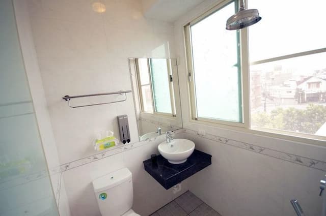 Hualien Manlu B&B-Pink Cotton Double Room-7