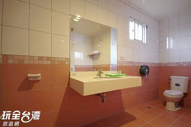 集集花都汽車旅館 | 精品汽車旅館 l 南投集集 | 車站三分鐘-A 四人房(不挑房)-9