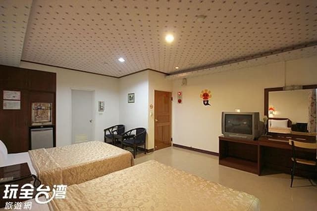 集集花都汽車旅館 | 精品汽車旅館 l 南投集集 | 車站三分鐘-A 四人房(不挑房)-2