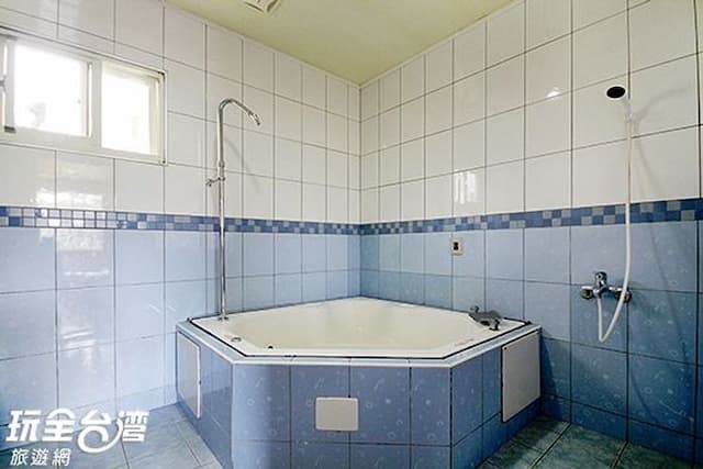 集集花都汽車旅館 | 精品汽車旅館 l 南投集集 | 車站三分鐘-D 按摩浴缸+SPA+按摩沖柱（不挑房）-10