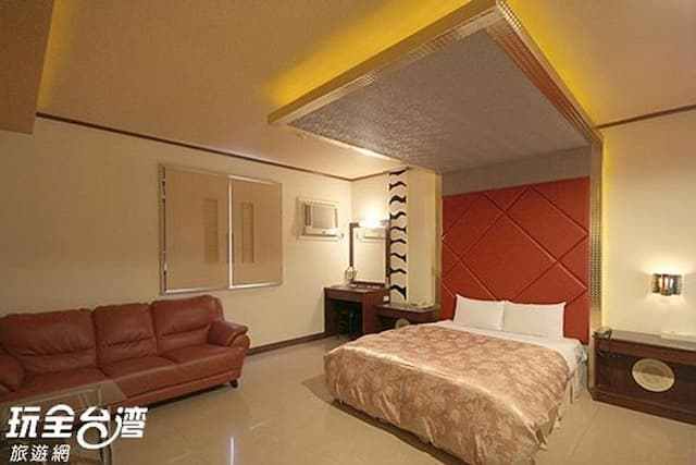 集集花都汽車旅館 | 精品汽車旅館 l 南投集集 | 車站三分鐘-E 尊爵雙人房（不挑房）-6