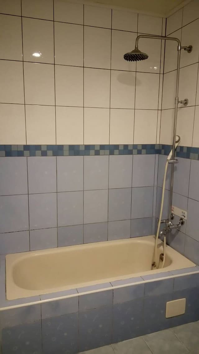 集集花都汽車旅館 | 精品汽車旅館 l 南投集集 | 車站三分鐘-J 四人房（無車庫）-8