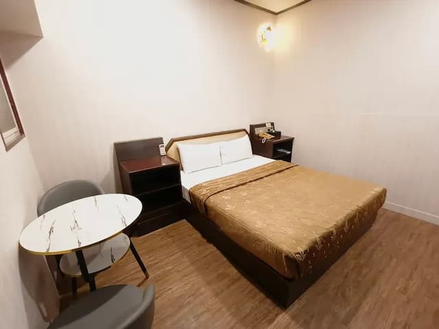 Royal Business Hotel-Business Double Suite-6