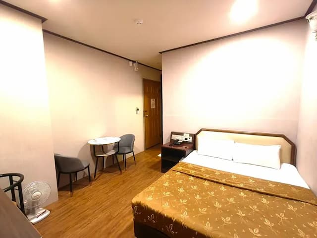 Royal Business Hotel-Business Double Suite-3