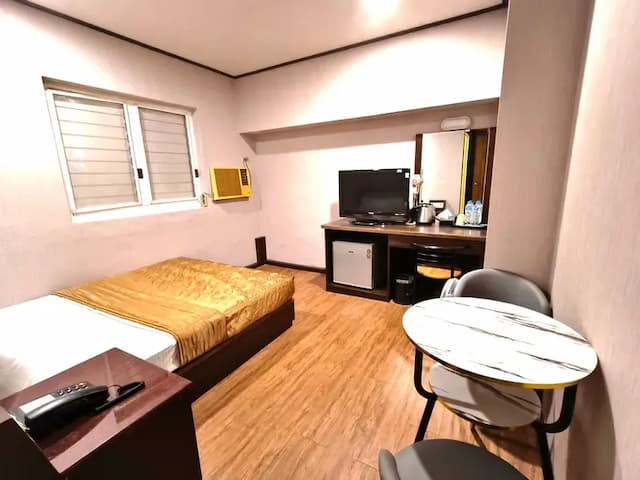 Royal Business Hotel-Business Double Suite-1