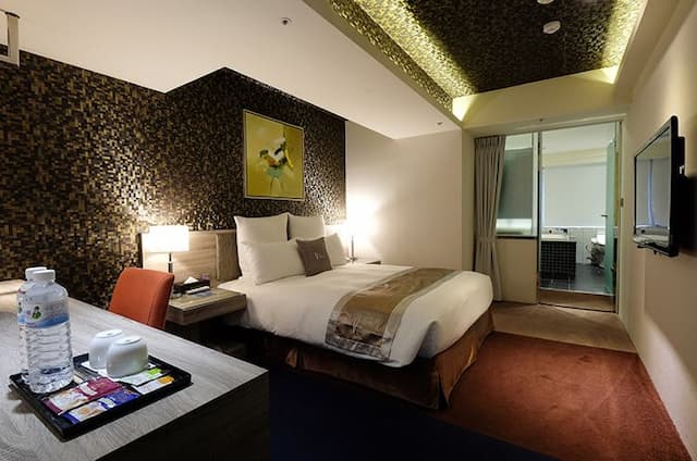 葳皇時尚飯店-現代標準雙人房-3