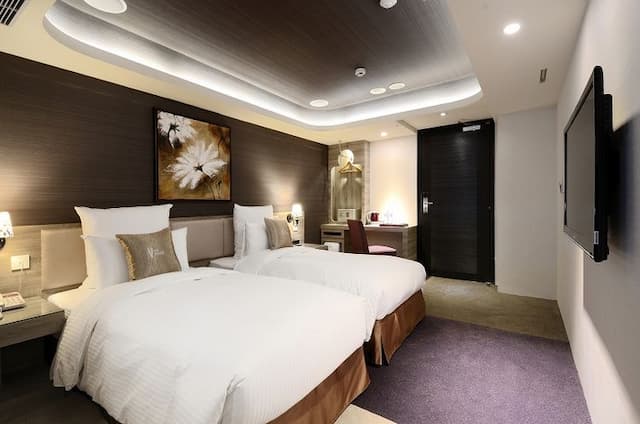 葳皇時尚飯店-豪華商務雙床房-3