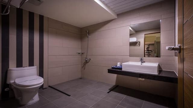 圖森文旅-家庭六人房-5