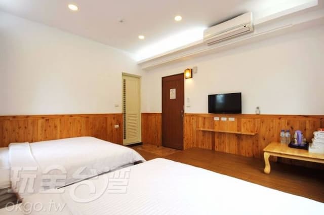 Ban Tian Tao Fang-Quad room-3