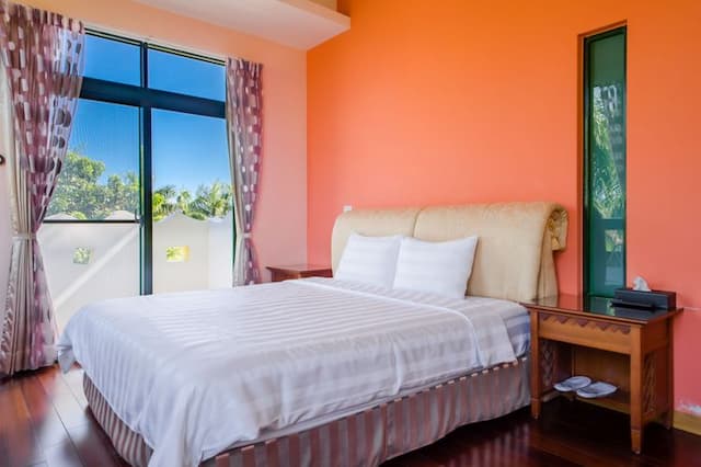 仲夏綠茵-Extra Large Double Room with Balcony-201.204.301-2