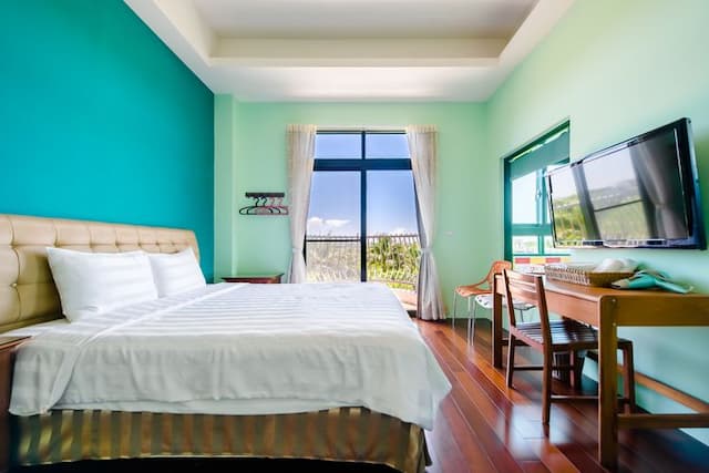 仲夏綠茵渡假別墅-加大雙人房-附陽台-201.204.301-4