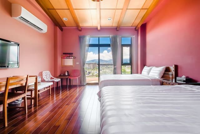 仲夏綠茵-Family Room with Balcony-302-1