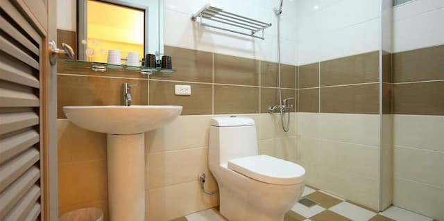 小松鼠電梯民宿｜親子DIY烘焙-典雅四人房-8