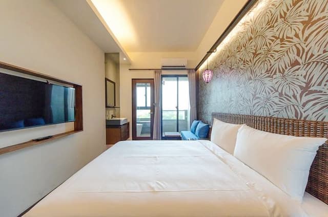 沐府海旅｜近安平河畔-庫塔海景大床房-1