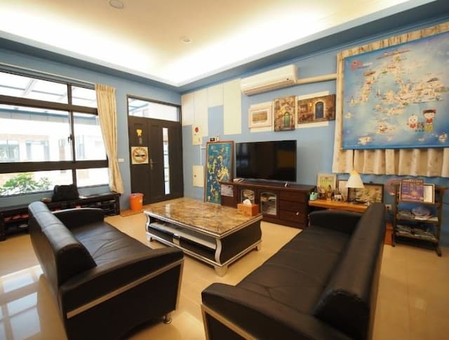 Yum Bed and Breakfast-Six Person Suite-5